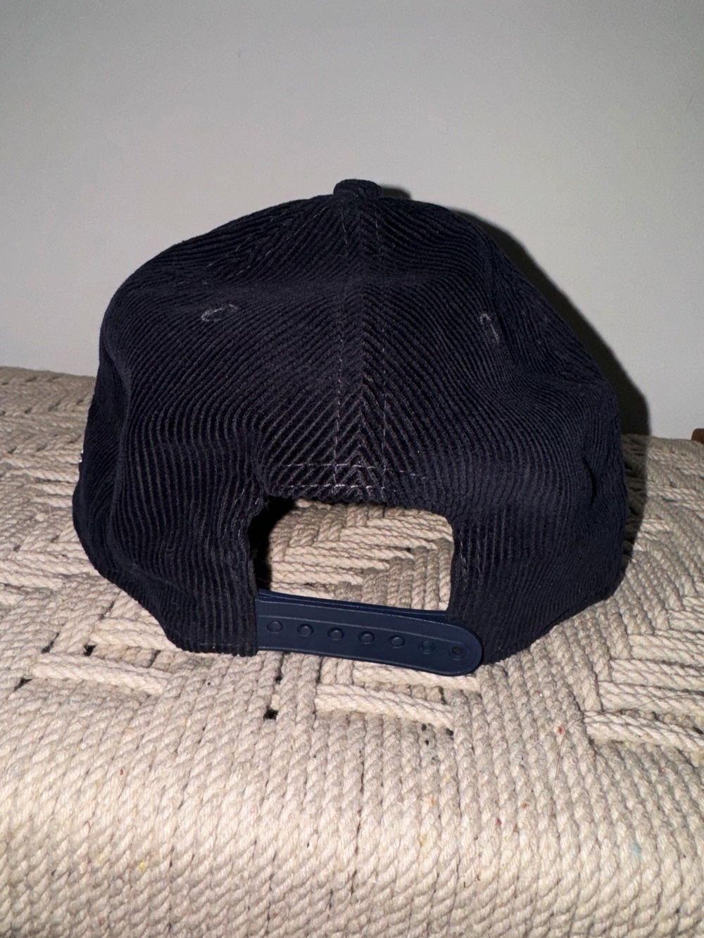 New Era New York Yankees Navy Corduroy World Series 9FIFTY SnapBack Hat - Picture 5 of 6